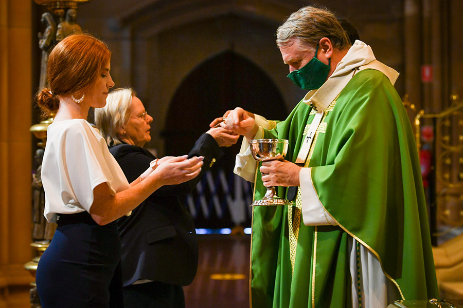 Commissioning Mass for Sydney Catholic Schools first-year teachers at St Mary's Cathedral